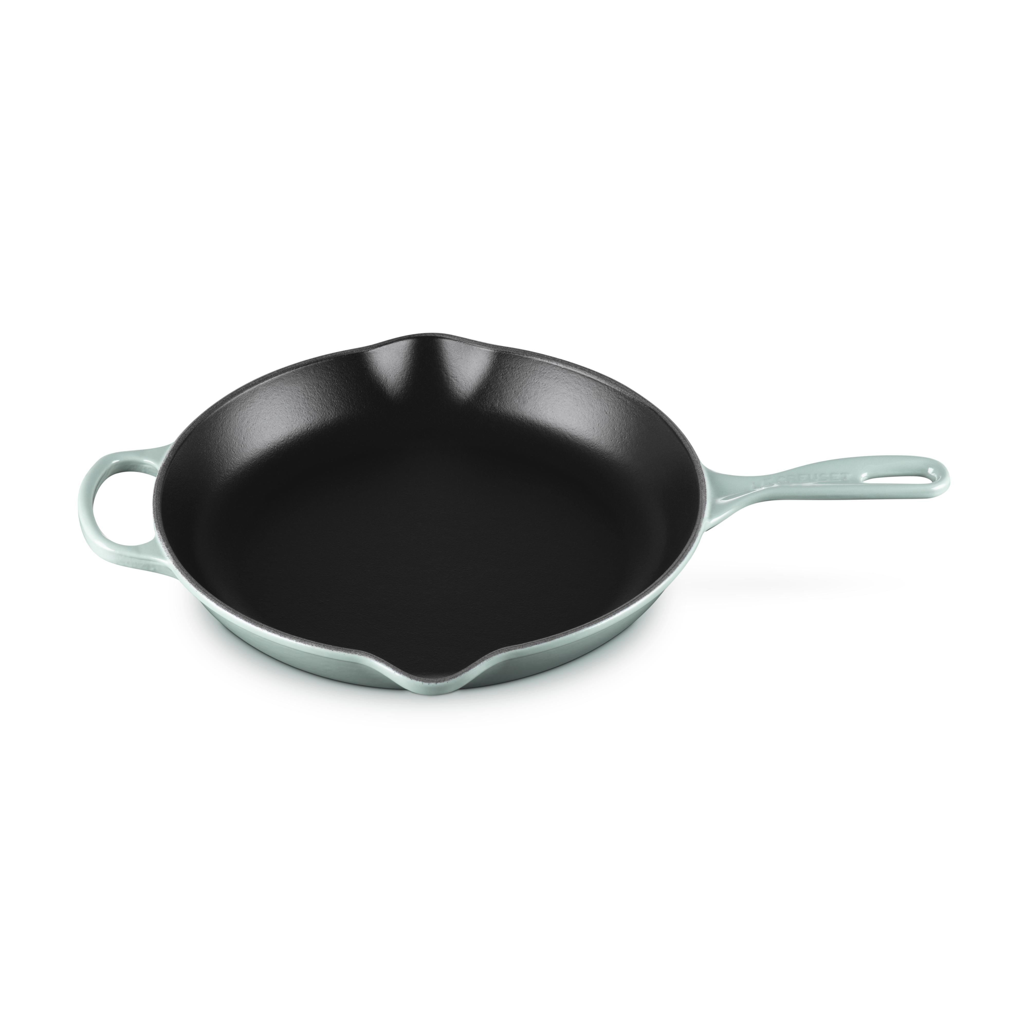 Le Creuset - 26cm Sea Salt Round Skillet (10") angle