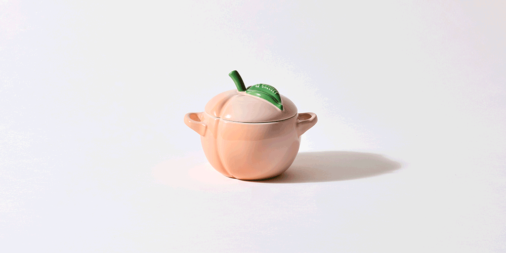 Le Creuset Limited Edition Peach Mini Cocotte 0.57 L Stoneware peaches and cream