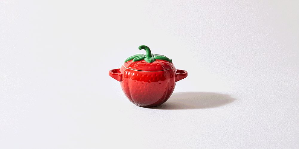 Le Creuset Limited Edition Strawberry Mini Cocotte 0.57 L Stoneware video