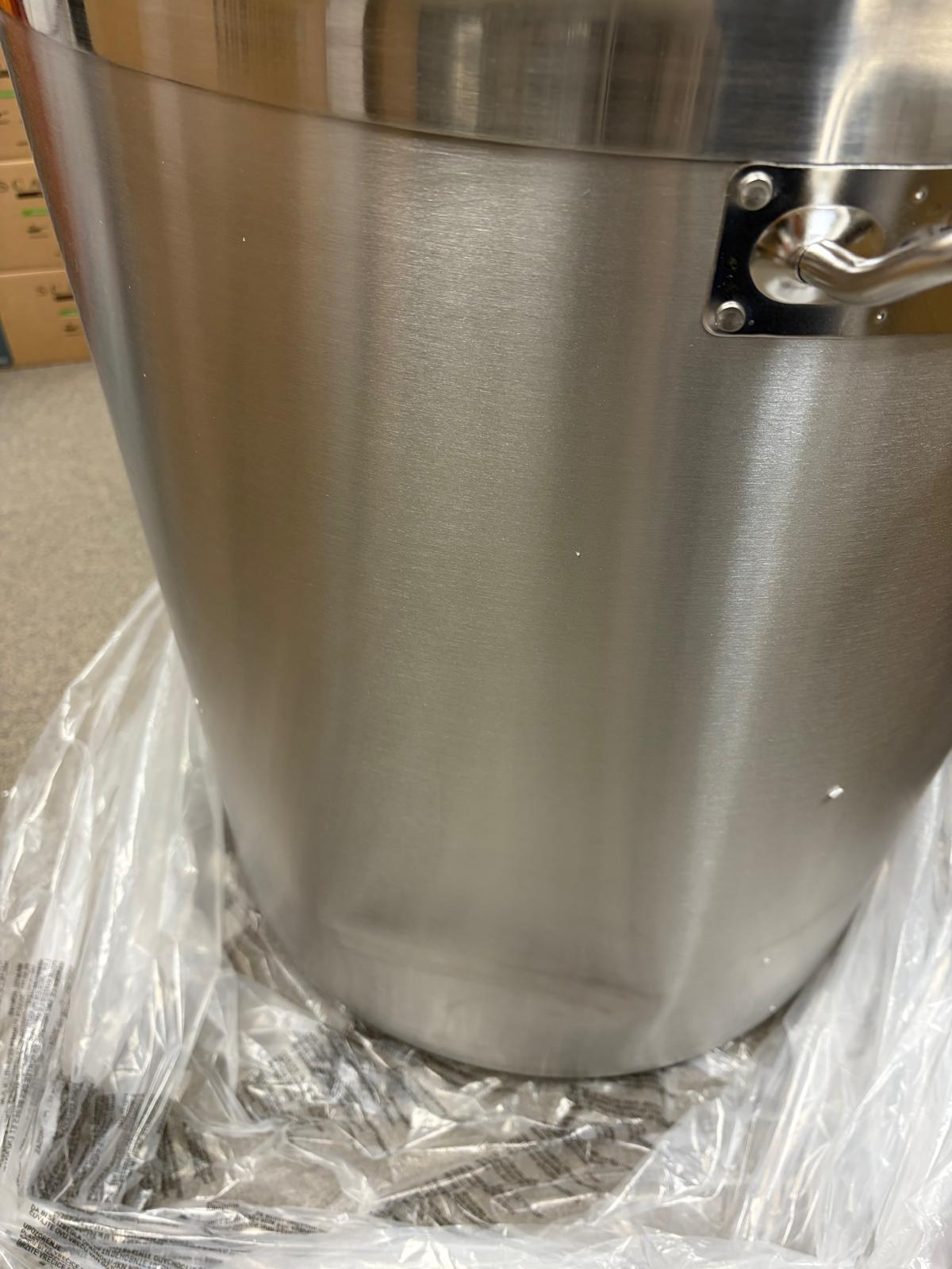 Commercial Quality Stainless Steel Pot - 115 L / 122 Qt #SP045060 - Dents on Side - Open Box