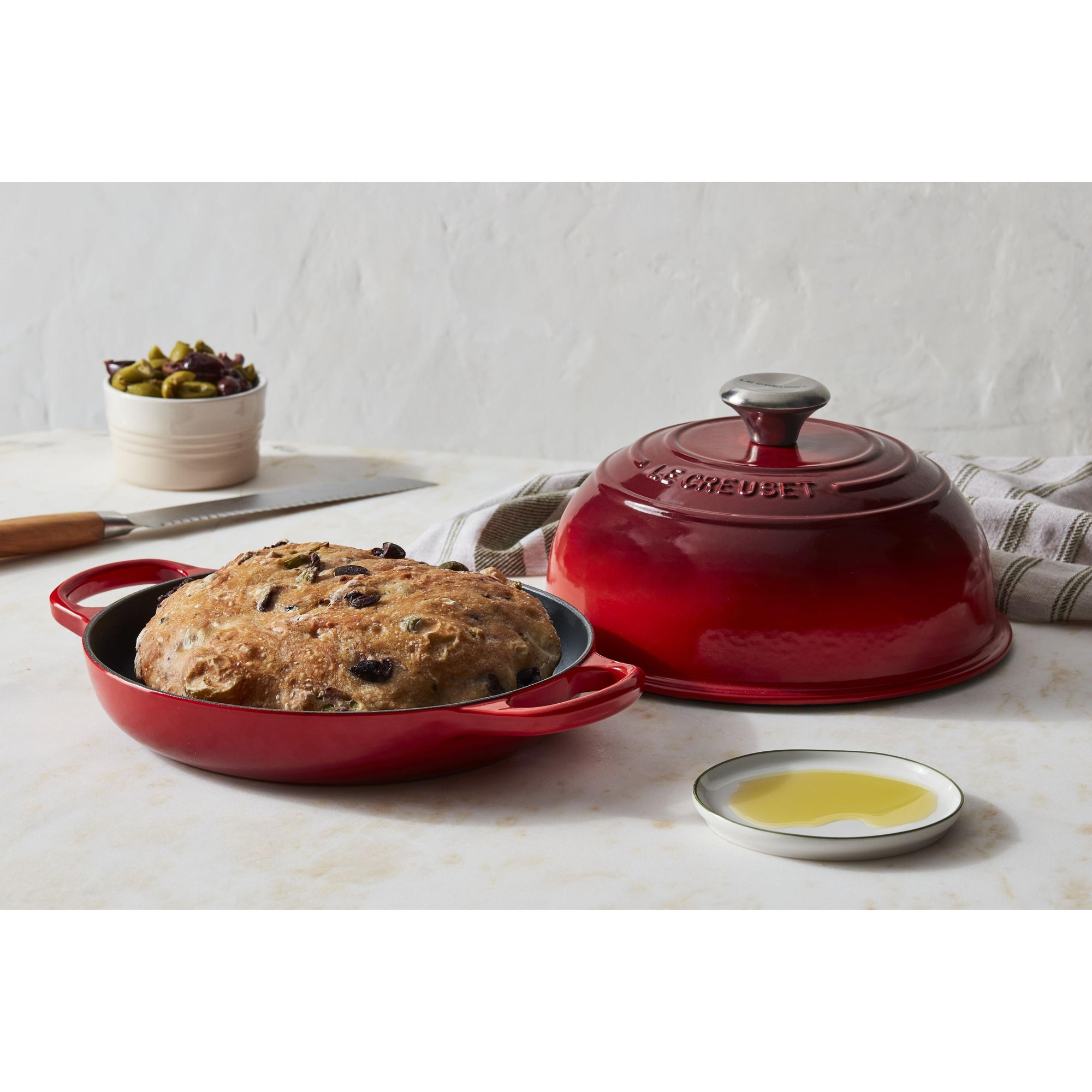 Le Creuset Cherry Red / Cerise Bread Oven (24 cm) Olive Oil Bread