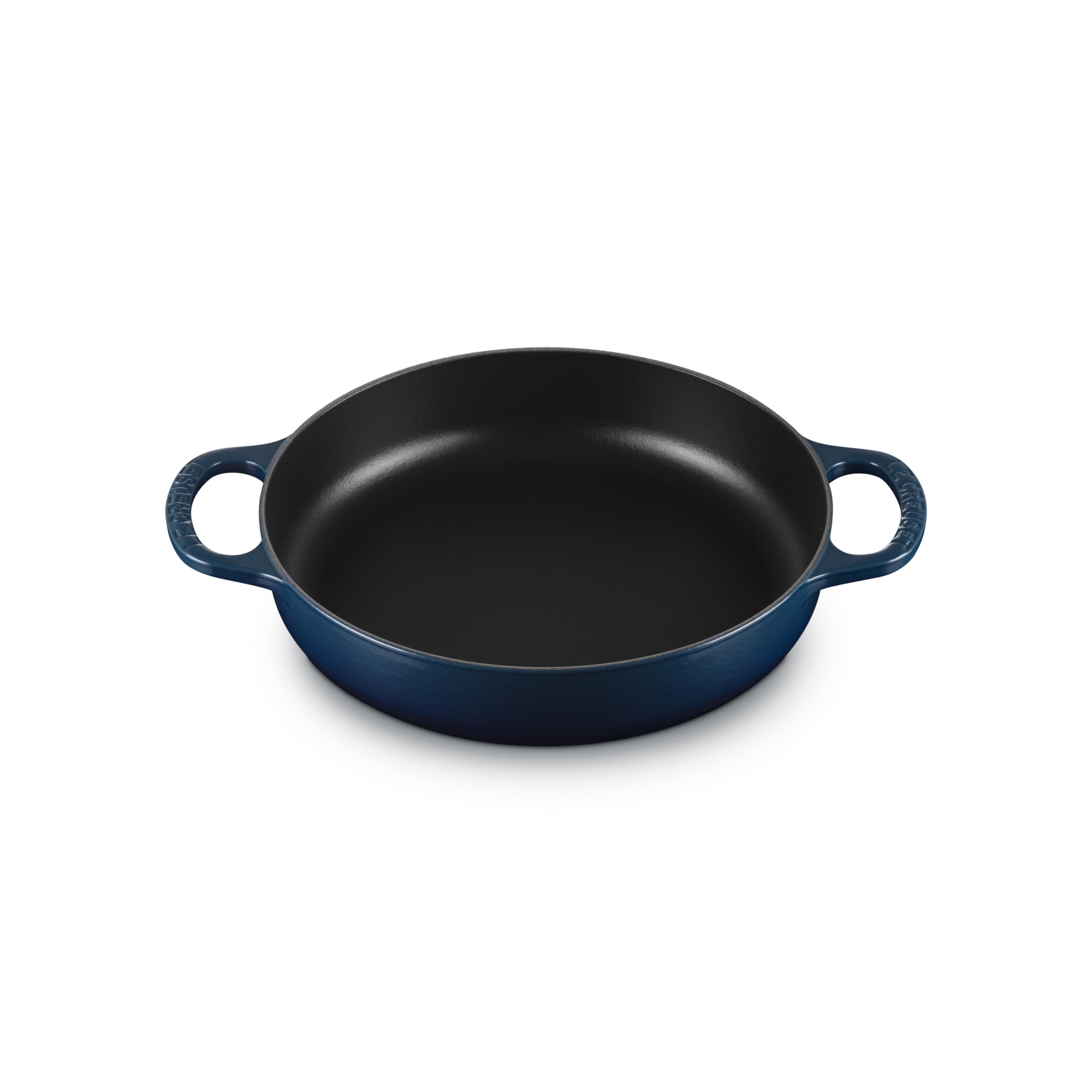 Le Creuset - 28cm Agave Everyday Pan (11") inside