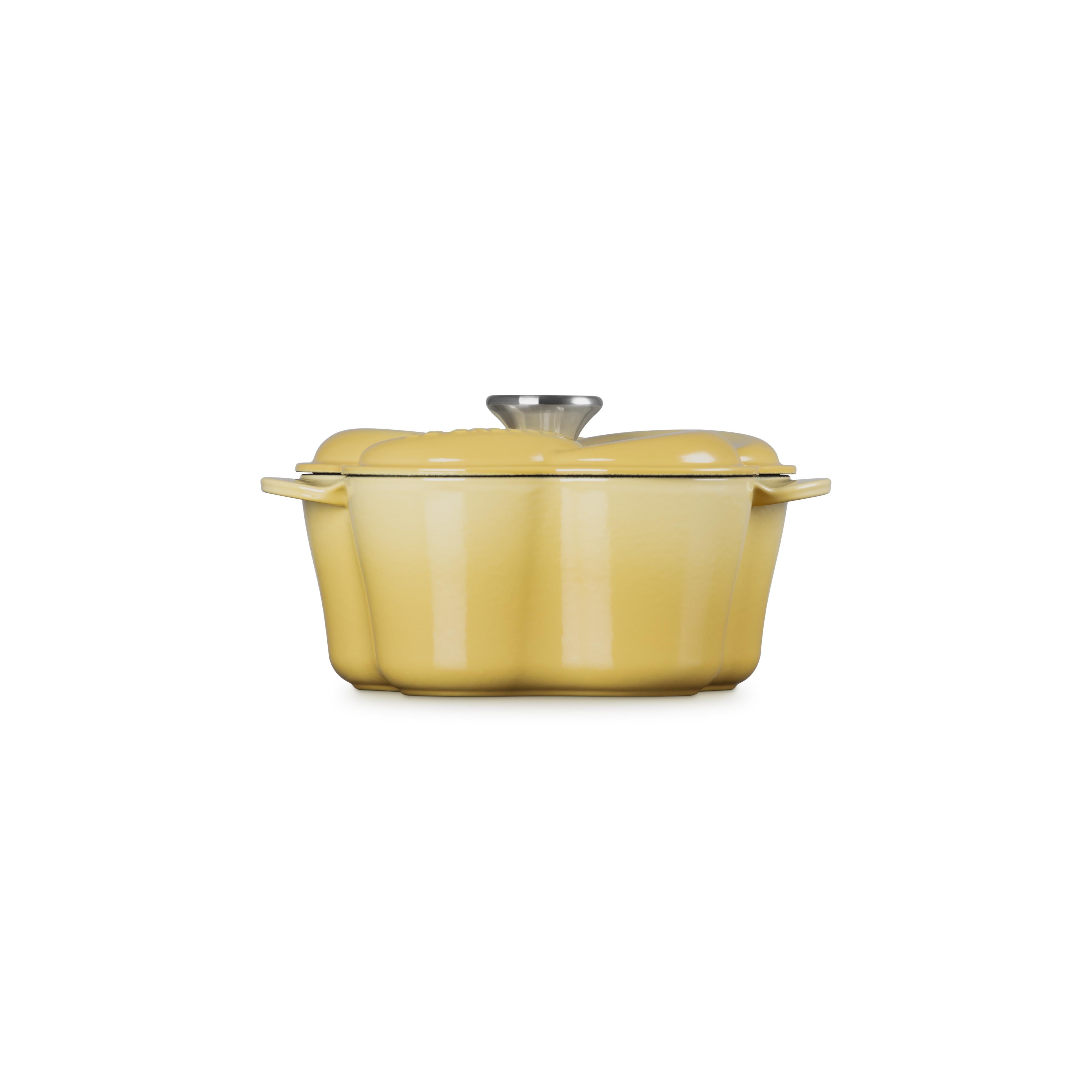 Le Creuset 2L Camomille Petal Cocotte (20 cm) Side