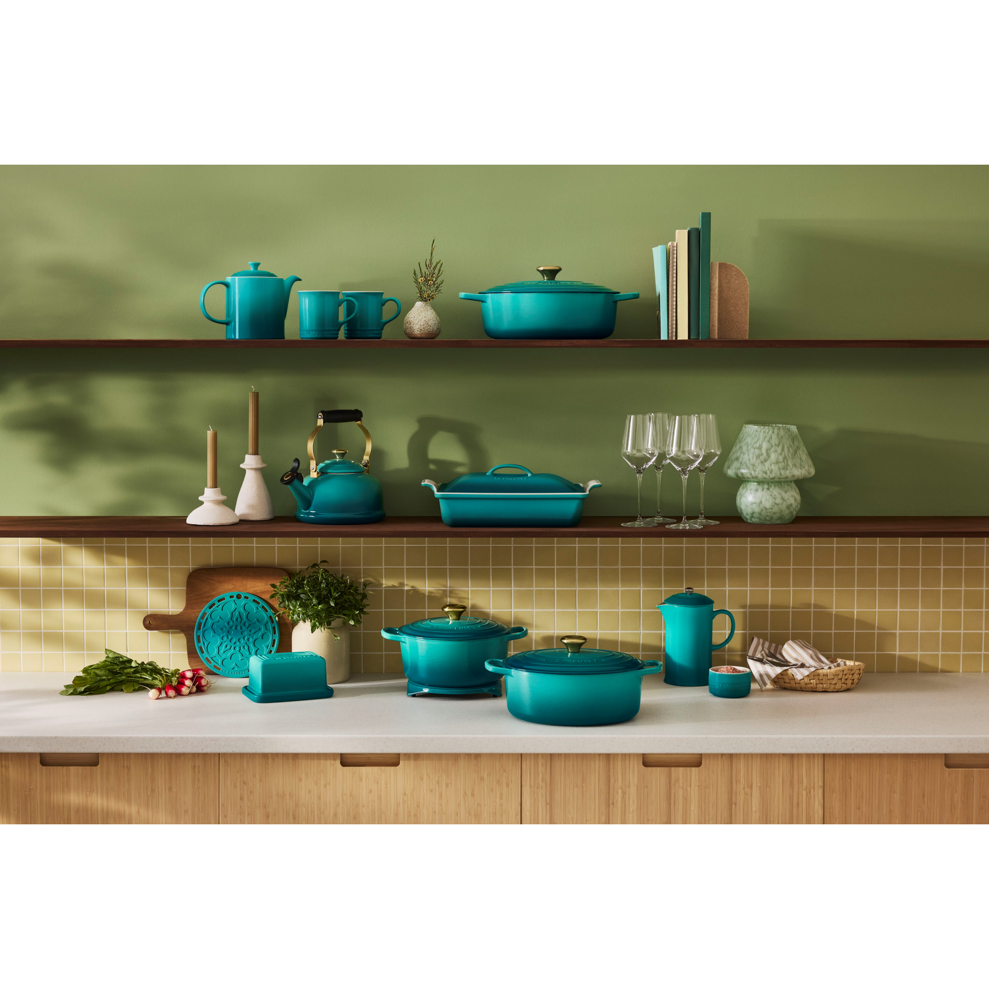 Le Creuset 4.7L Bleu Riviera Oval French/Dutch Oven (29 cm) Consiglio's Kitchenware Family Ran Since 1975