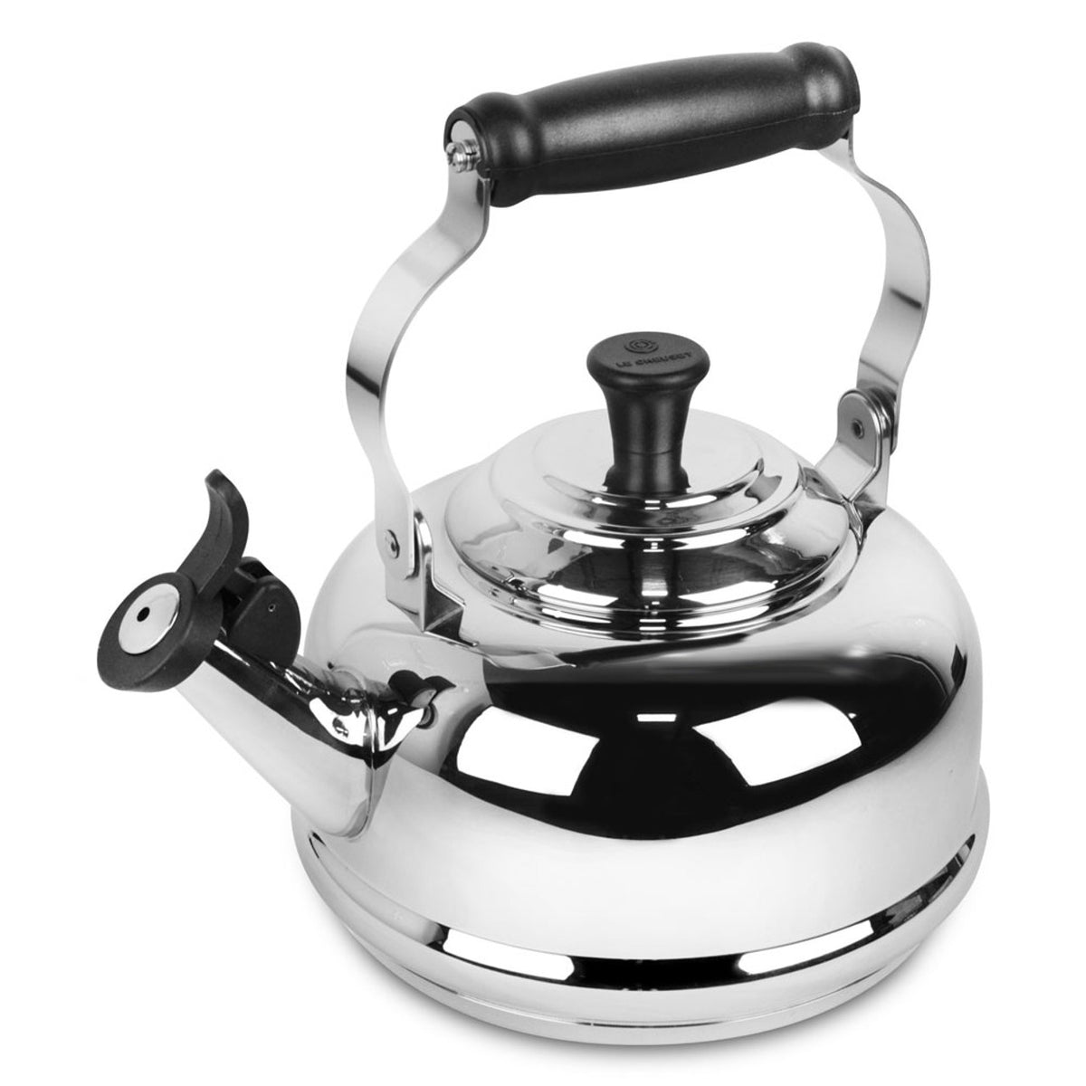 Kettle Shell Le Creuset - 1.6L Shell Pink Classic Whistling Kettle — Consiglio's ...
