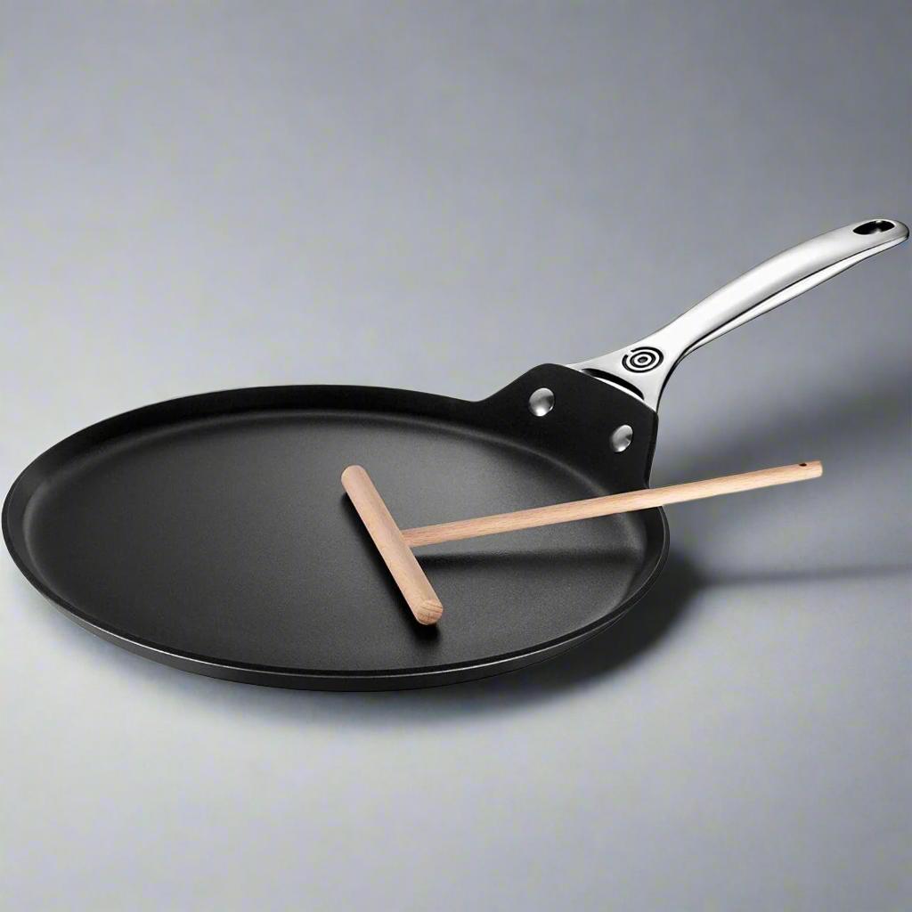 Le Creuset Toughened Nonstick Pro Crepe Pan (28 cm)