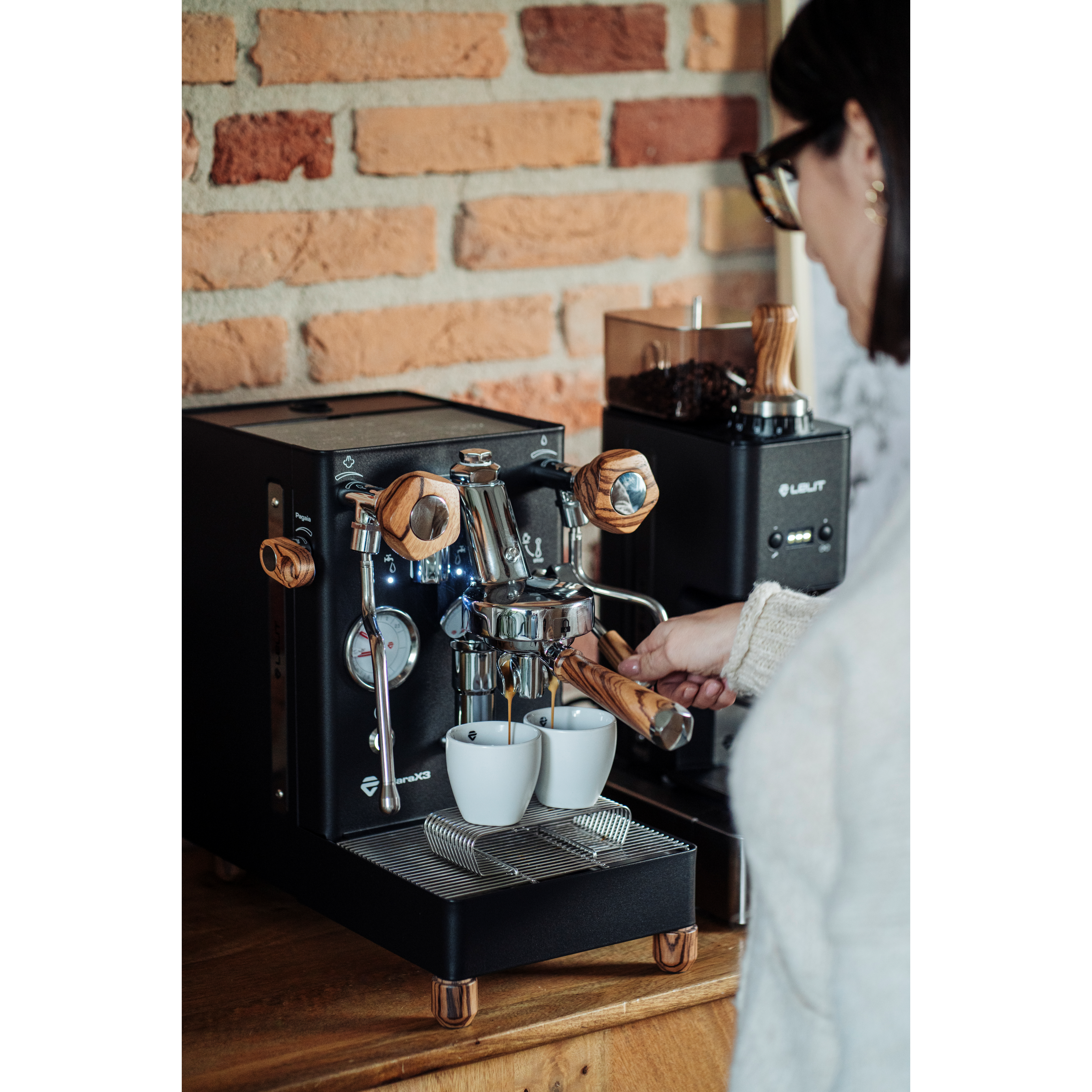 Lelit MaraX3 LEPL62X3-1B20 Espresso Machine Black (Latest Version) Cappuccino 