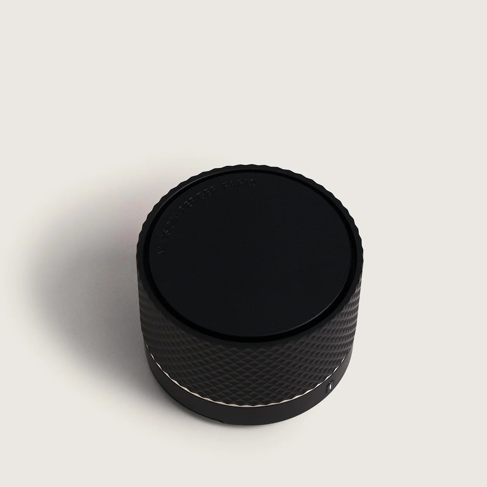 Maison Berger - Nomad Electric Diffuser Black Vanilla Gourmet - 7038