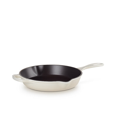 Le Creuset - 26cm / 2L Meringue Deep Round Skillet (10") Side