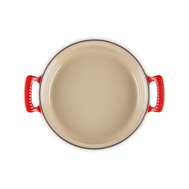 Le Creuset 2.9 L Red/Cerise Modern Heritage Braiser Interior 