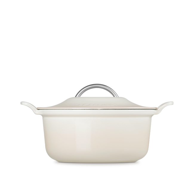 Le Creuset - 4.6 L Meringue Modern Heritage Round Dutch Oven Side