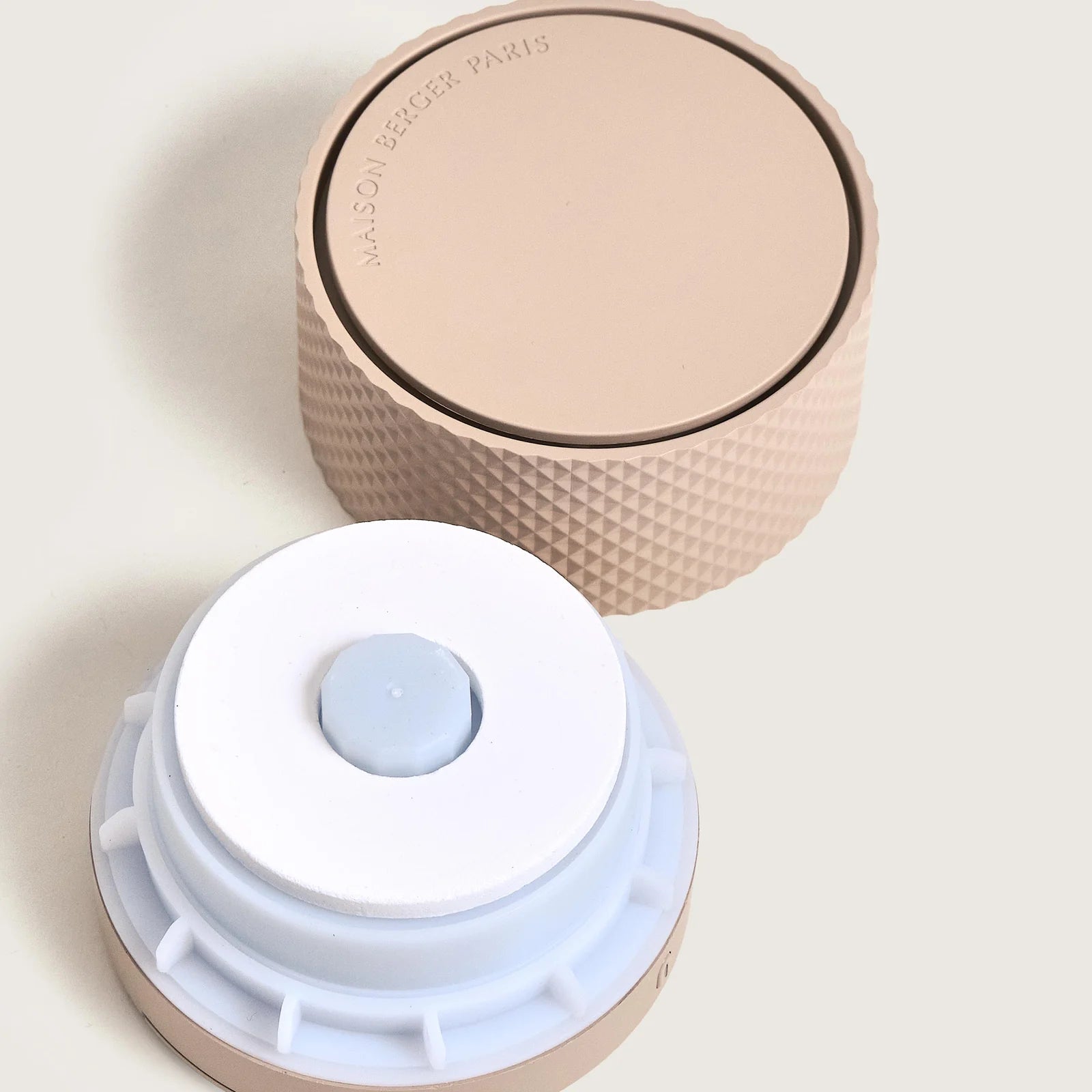 Maison Berger - Nomad Electric Diffuser Sand Cotton Caress - 7039