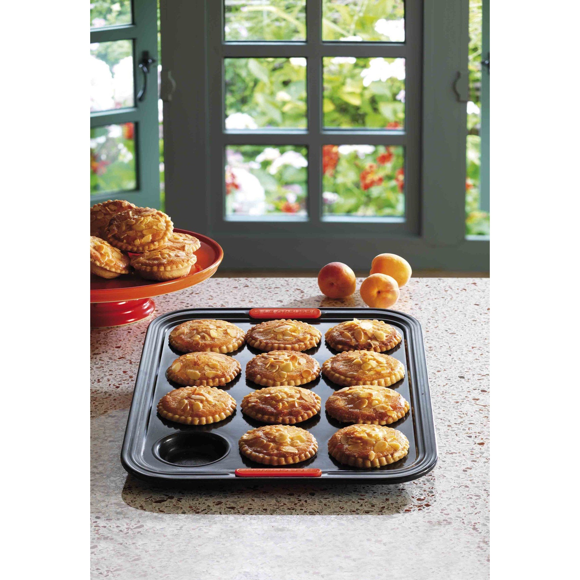 Le Creuset - Toughened Non-Stick Muffin Tray Large Apricot Pie