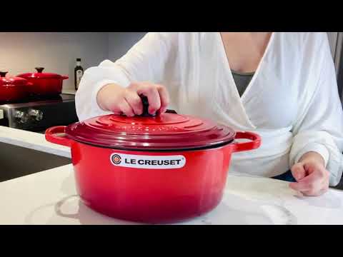 Le Creuset 5.3L Cherry Red/Cerise French/Dutch Oven (26cm) - LS2501-2667